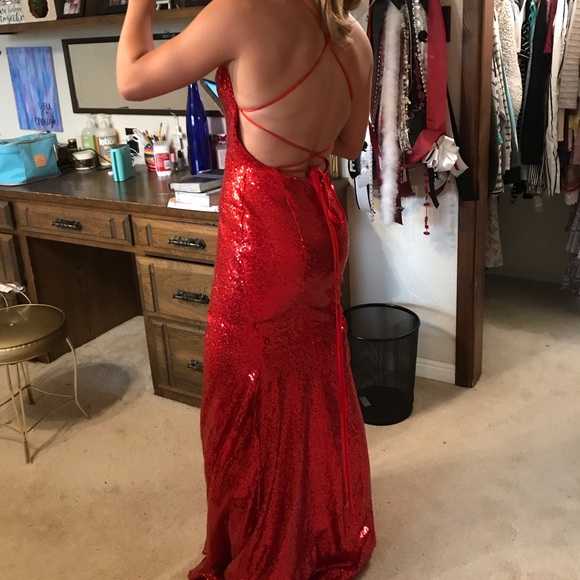 Prom dress - Picture 3 of 5